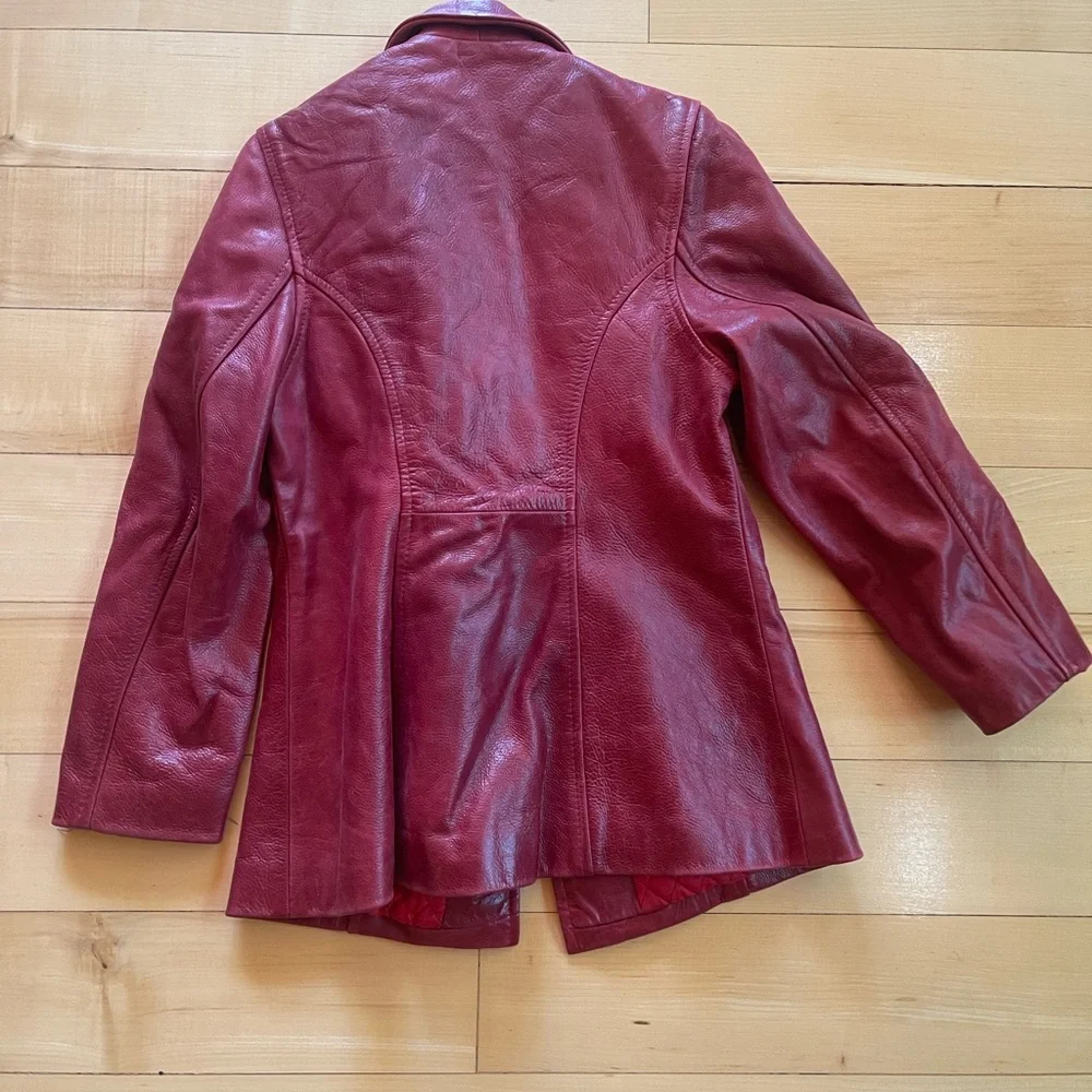 Lana Fashions Red leather coat - Picture 4 of 4